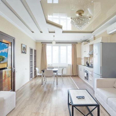 יירבאן Stay Inn Apartments On 33 Sayat-Nova Avenue מראה חיצוני תמונה