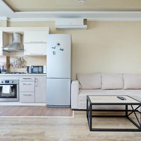 יירבאן Stay Inn Apartments On 33 Sayat-Nova Avenue מראה חיצוני תמונה
