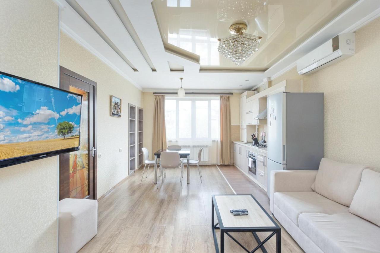 יירבאן Stay Inn Apartments On 33 Sayat-Nova Avenue מראה חיצוני תמונה