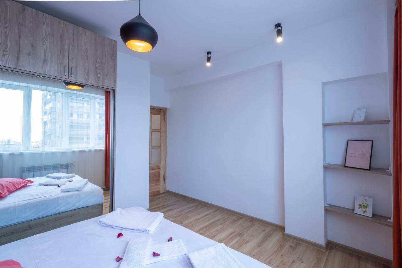 יירבאן Stay Inn Apartments On 33 Sayat-Nova Avenue מראה חיצוני תמונה