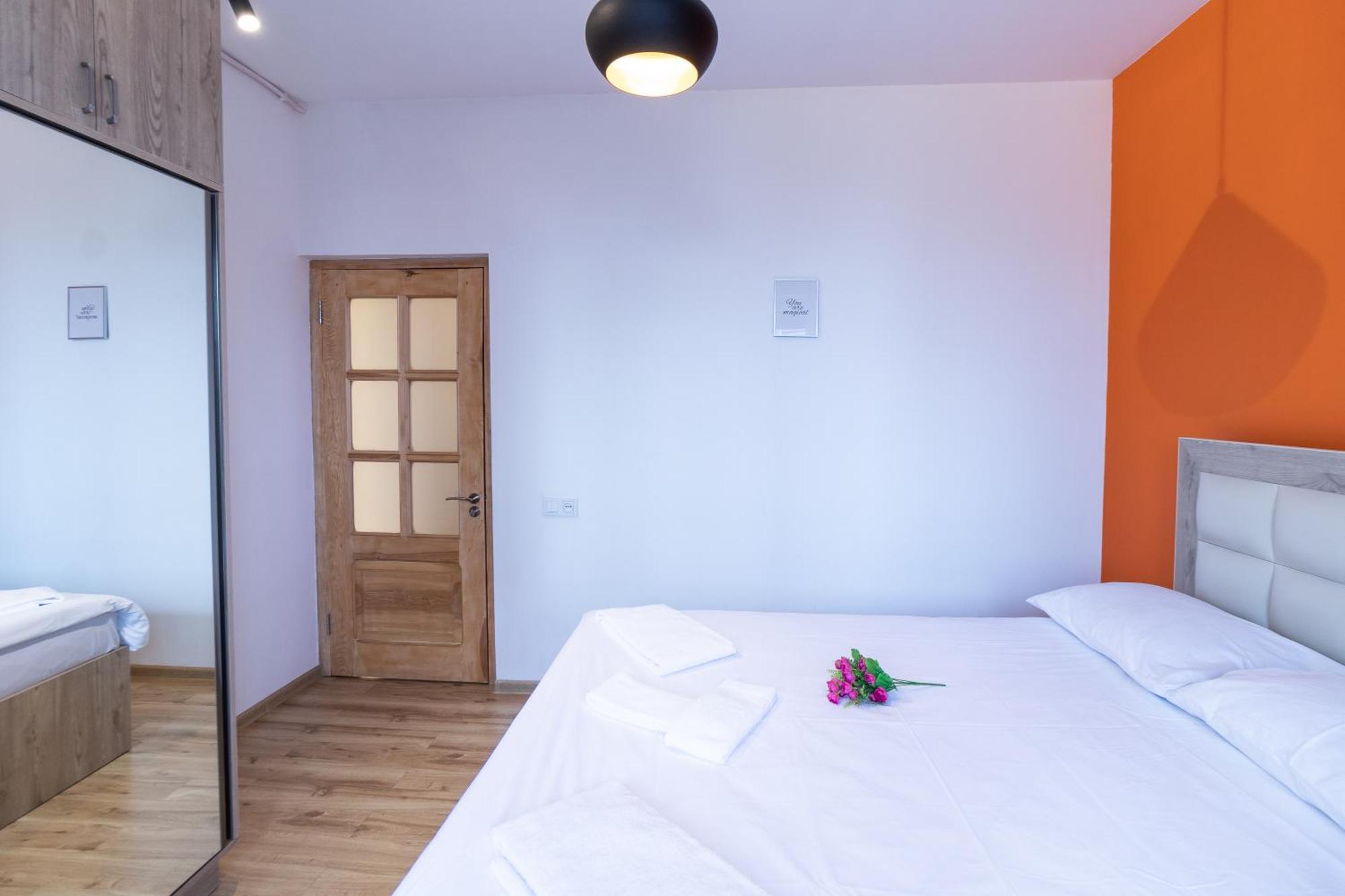 יירבאן Stay Inn Apartments On 33 Sayat-Nova Avenue מראה חיצוני תמונה