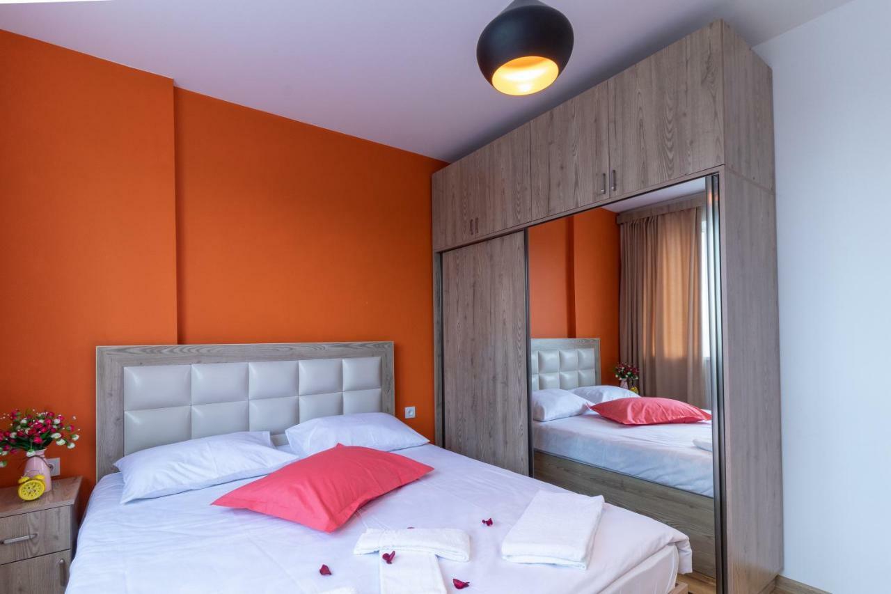יירבאן Stay Inn Apartments On 33 Sayat-Nova Avenue מראה חיצוני תמונה
