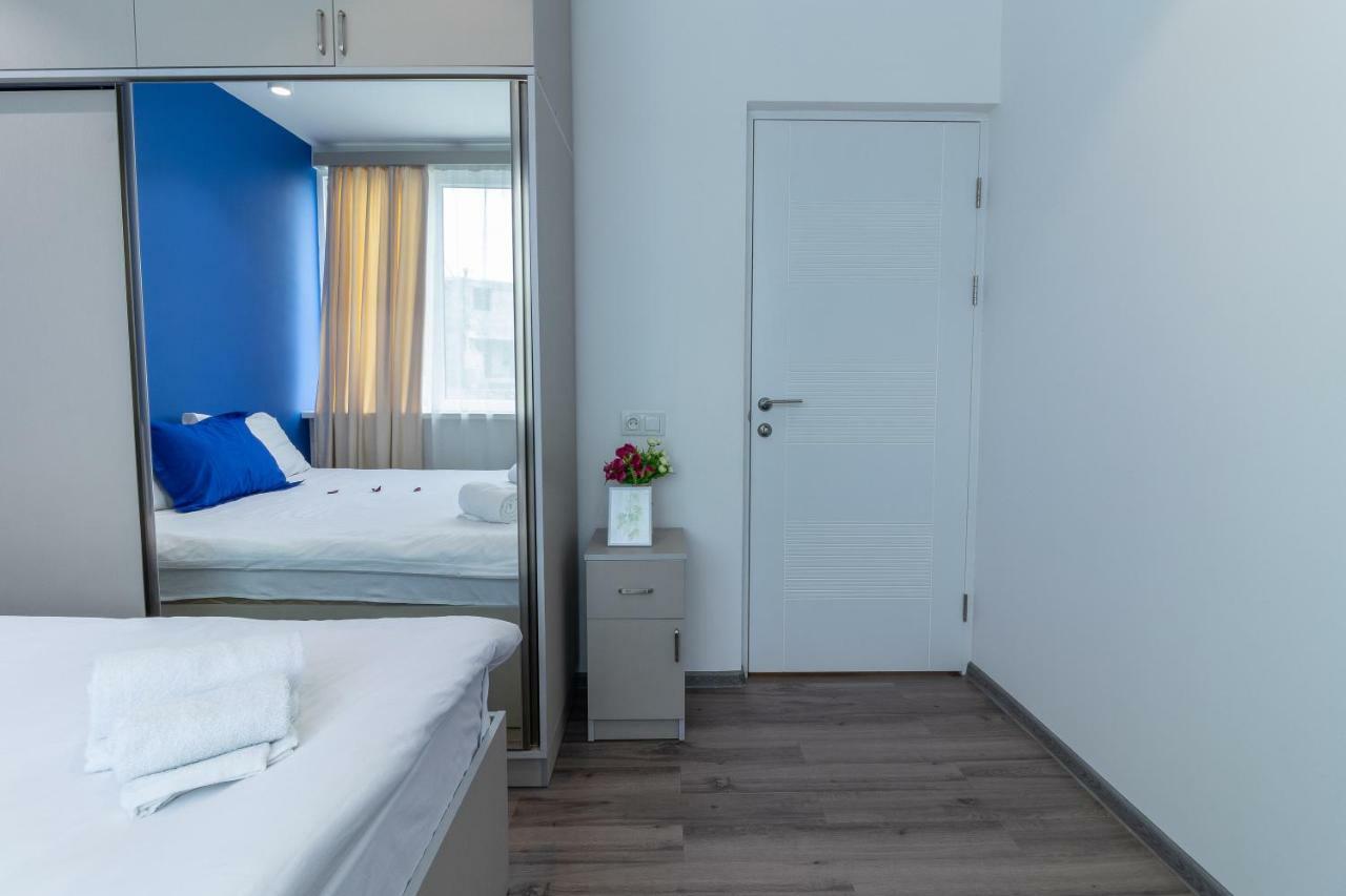 יירבאן Stay Inn Apartments On 33 Sayat-Nova Avenue מראה חיצוני תמונה