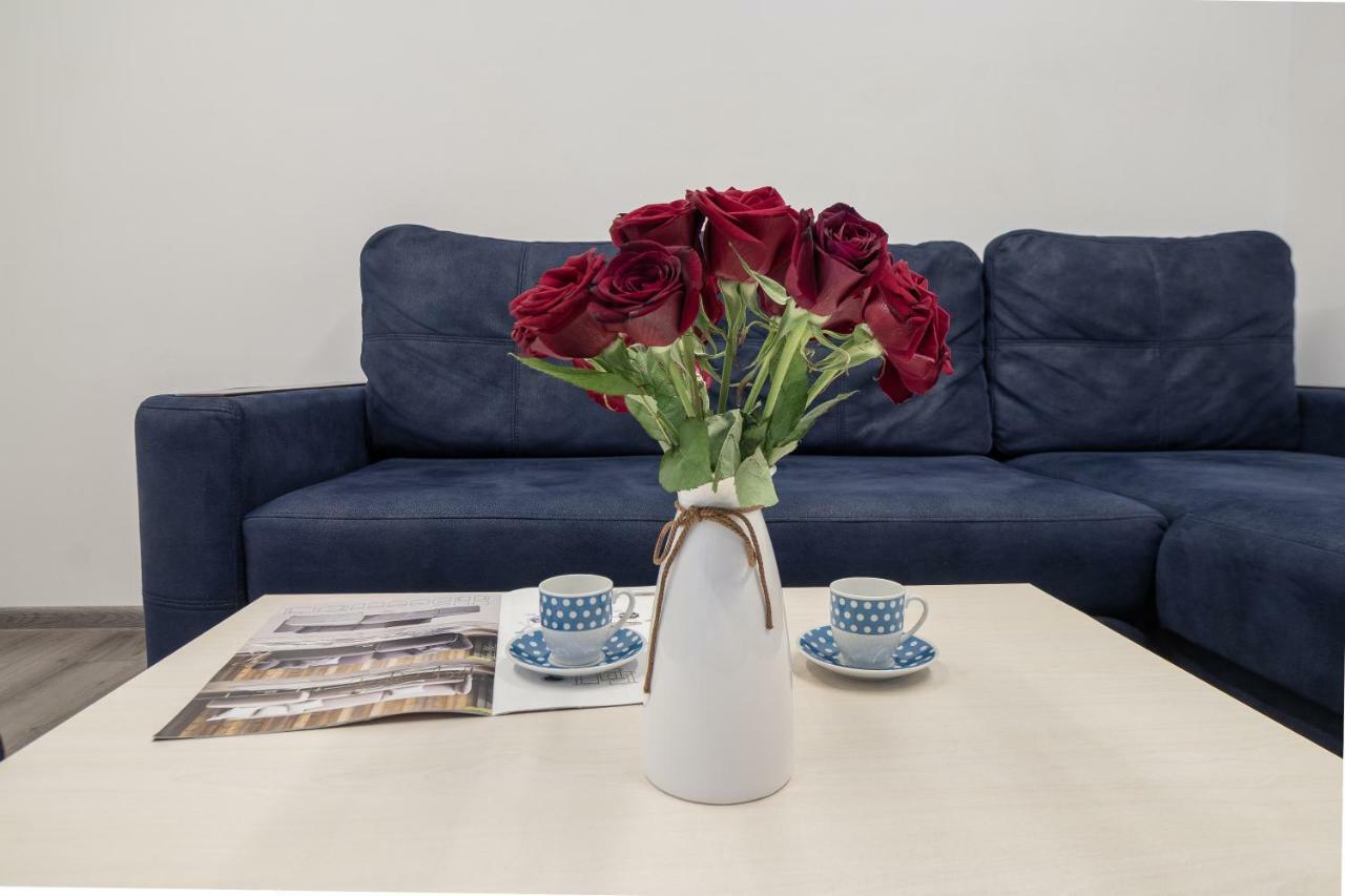 יירבאן Stay Inn Apartments On 33 Sayat-Nova Avenue מראה חיצוני תמונה